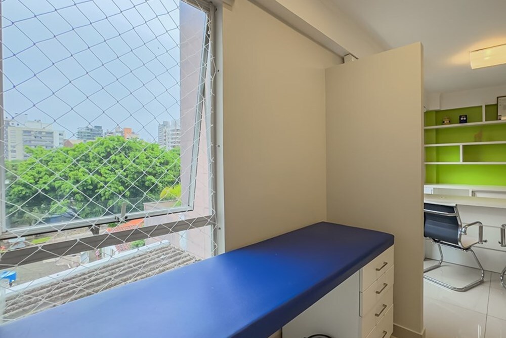 Comercial de 34m² no bairro Petrópolis, em Porto Alegre | Eu Corretor