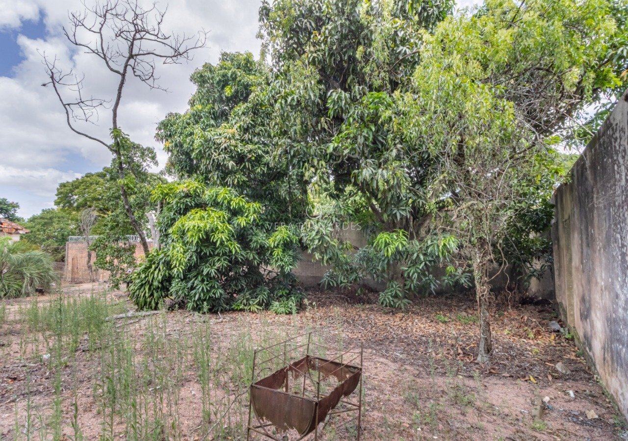 Residencial Multifamiliar de 1280m² no bairro Cristal, em Porto Alegre | Eu Corretor