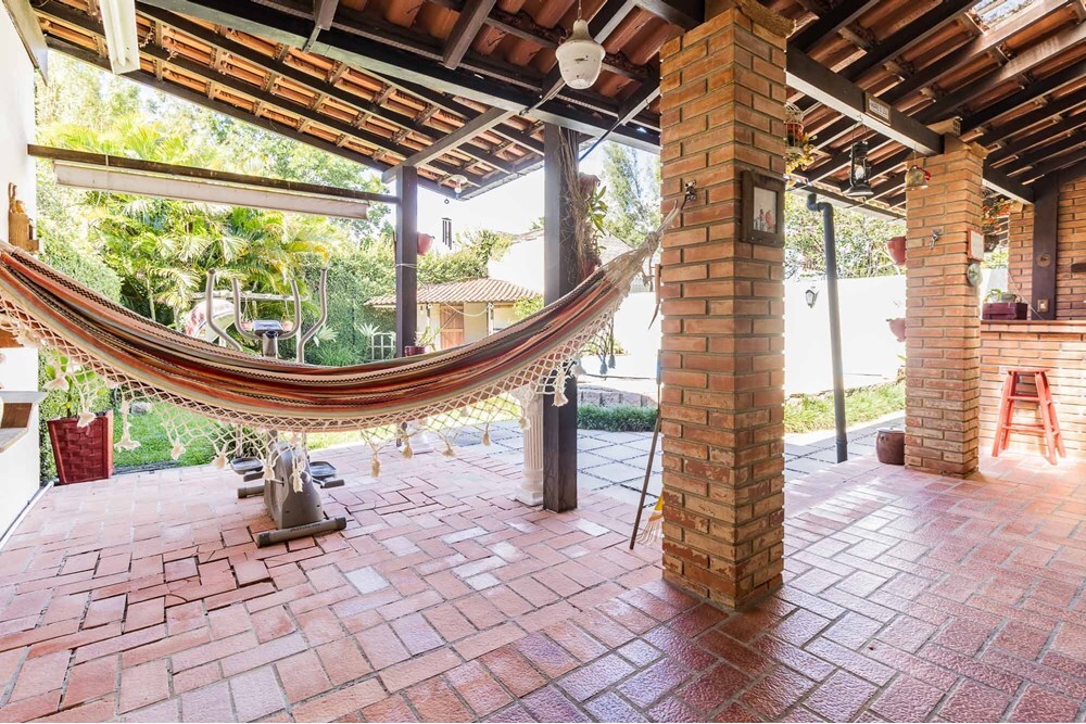 Residencial Multifamiliar de 3 quartos, 235m² no bairro Guarujá, em Porto Alegre | Eu Corretor