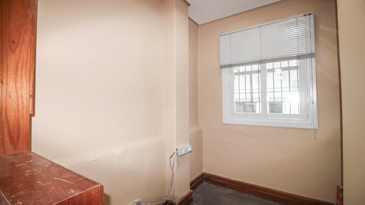 Comercial de 69m² no bairro São João, em Porto Alegre | Eu Corretor