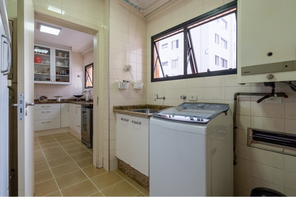 Residencial Multifamiliar de 4 quartos, 141m² no bairro Moema, em São Paulo | Eu Corretor