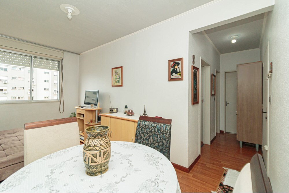 Residencial Multifamiliar de 1 quarto, 43m² no bairro Jardim Itu, em Porto Alegre | Eu Corretor