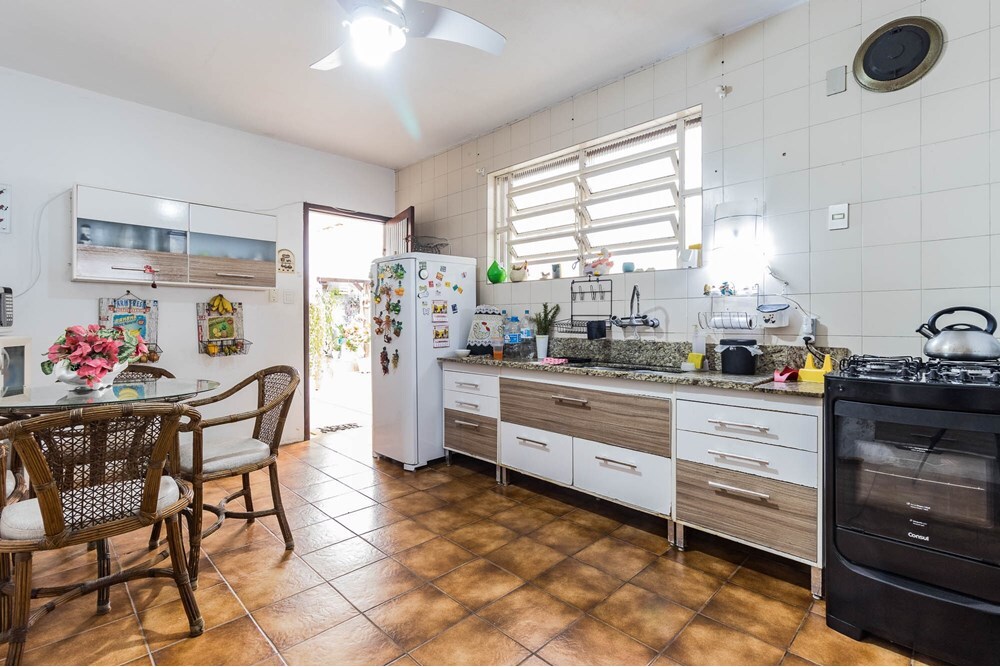 Residencial Multifamiliar de 3 quartos, 190m² no bairro São Sebastião, em Porto Alegre | Eu Corretor