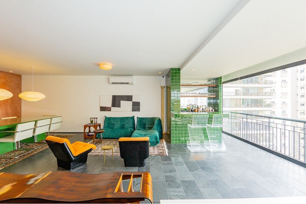 BL 44 Apto 601241044-27 - REMAX Ville Exclusividades