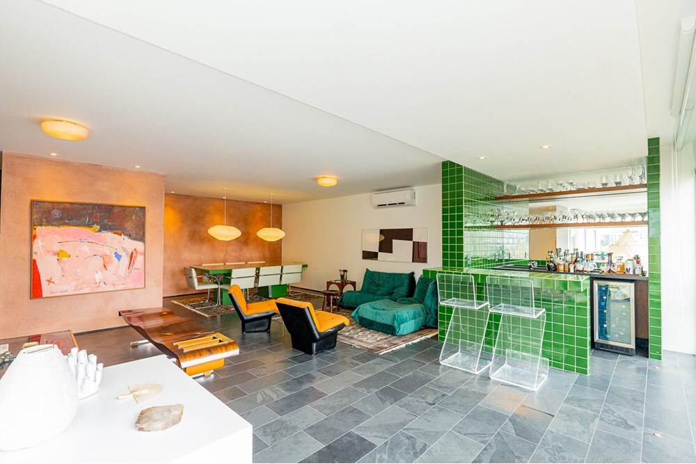 BL 44 Apto 601241044-27 - REMAX Ville Exclusividades