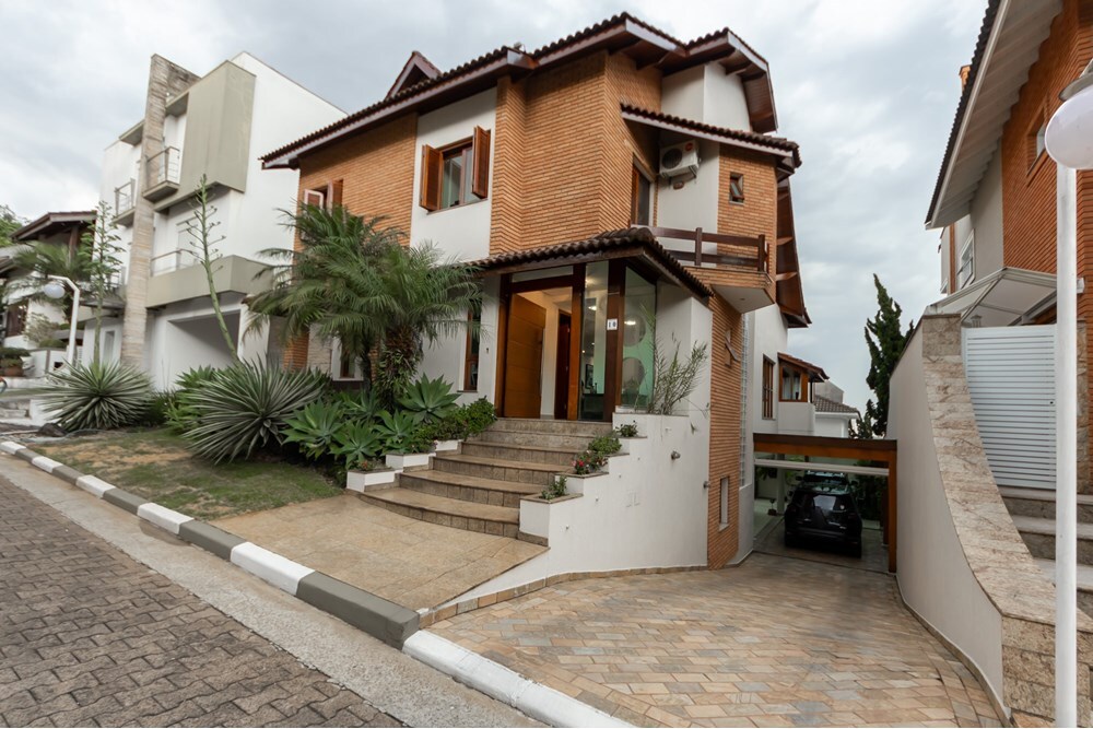 JFNC 3003 Casa 602291006-25 - REMAX B12 Exclusividades