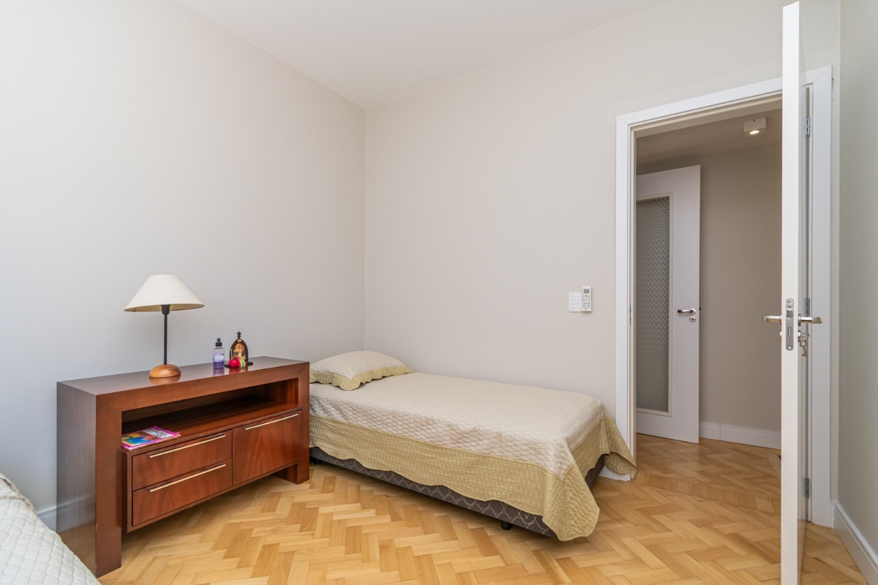 Residencial Multifamiliar de 3 quartos, 120m² no bairro Moinhos de Vento, em Porto Alegre | Eu Corretor