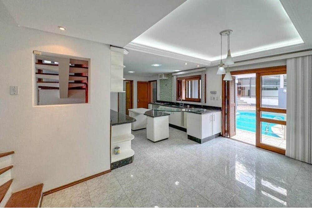 Residencial Multifamiliar de 4 quartos, 435m² no bairro Lomba do Pinheiro, em Porto Alegre | Eu Corretor