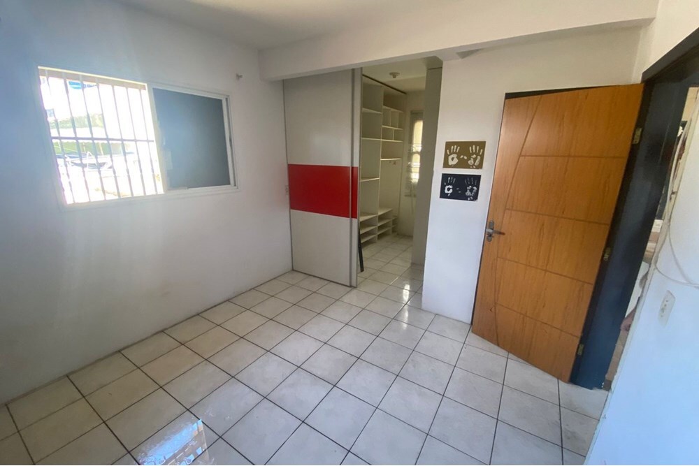 Comercial de 347m² no bairro Parque Residencial Laranjeiras, em Serra | Eu Corretor