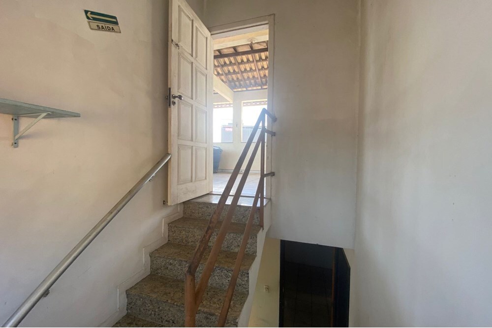 Comercial de 347m² no bairro Parque Residencial Laranjeiras, em Serra | Eu Corretor