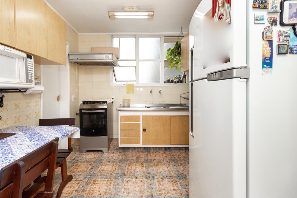 JHL 988 Apto 601081048-23 - REMAX Lepex Exclusividades