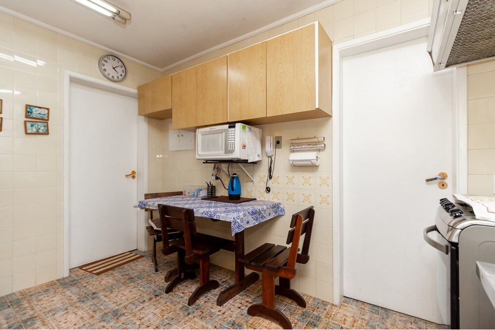 JHL 988 Apto 601081048-23 - REMAX Lepex Exclusividades