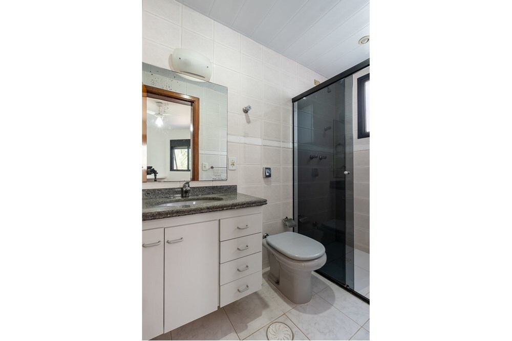 Residencial Multifamiliar de 4 quartos, 178m² no bairro Moema, em São Paulo | Eu Corretor