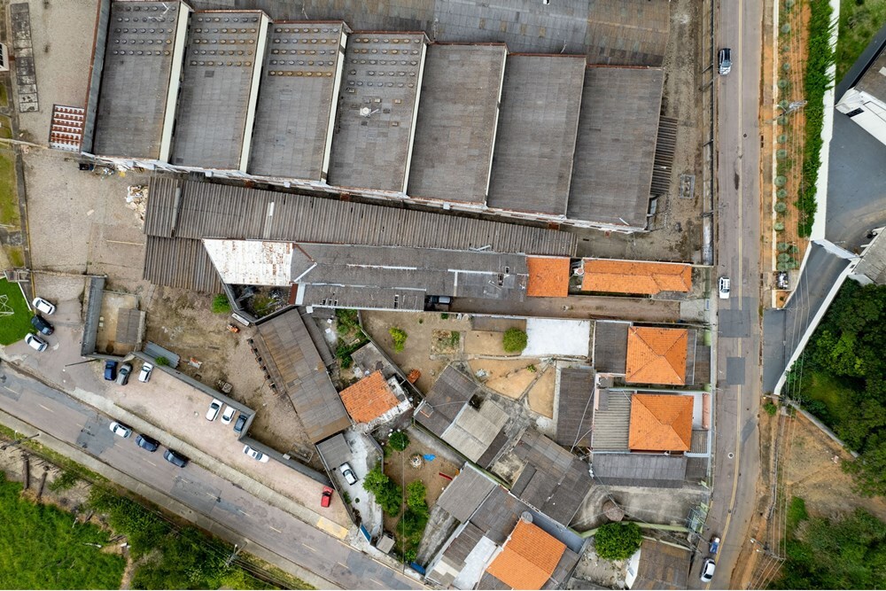 VNBDAG 271 Pavilhão 690591010-39 - REMAX Máxima Exclusividades