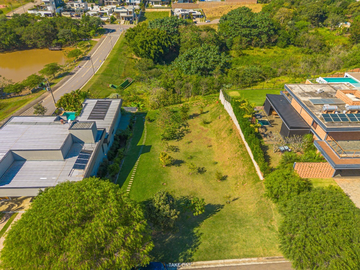 Residencial Multifamiliar de 800m² no bairro Monte Alegre, em Vinhedo | Eu Corretor