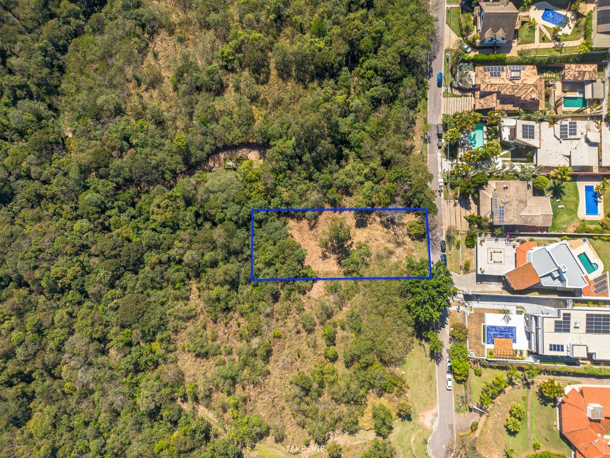 Residencial Multifamiliar de 943m² no bairro Vista Alegre, em Vinhedo | Eu Corretor