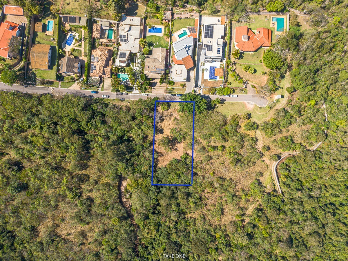 Residencial Multifamiliar de 943m² no bairro Vista Alegre, em Vinhedo | Eu Corretor