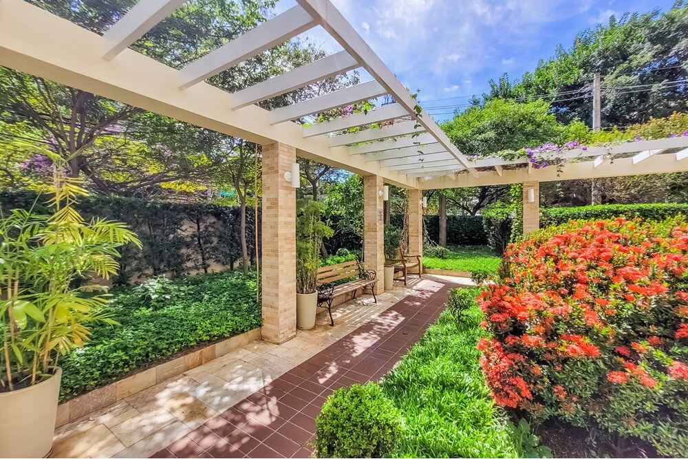 BFT 35 Apto 601371005-6 - REMAX Boutique Exclusividades