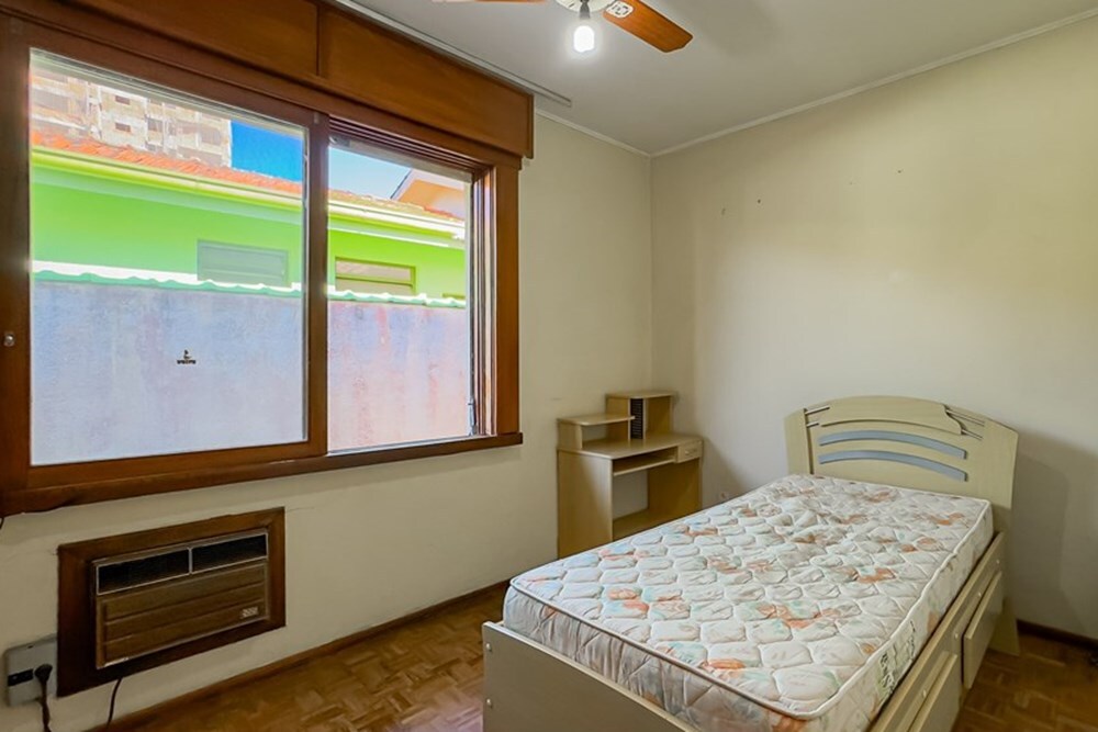 Residencial Multifamiliar de 3 quartos, 200m² no bairro Jardim Lindóia, em Porto Alegre | Eu Corretor