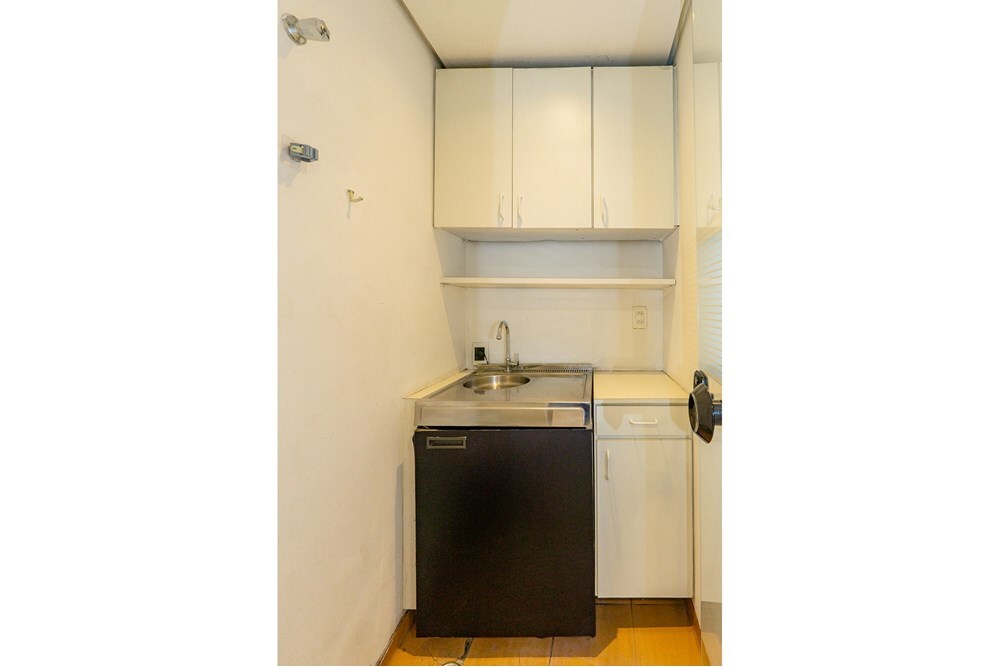 VOF 929 Sala 601131015-69 - REMAX Ares Exclusividades