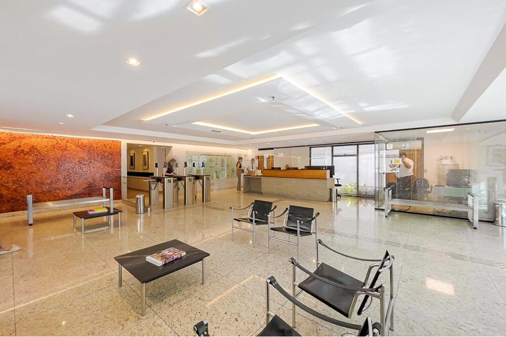 SCA 672 Sala 601081007-90 - REMAX Lepex Exclusividades