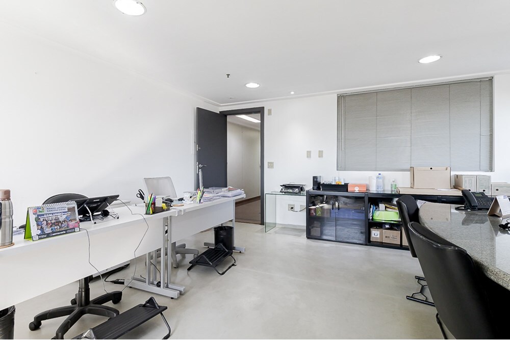 SCA 672 Sala 601081007-90 - REMAX Lepex Exclusividades