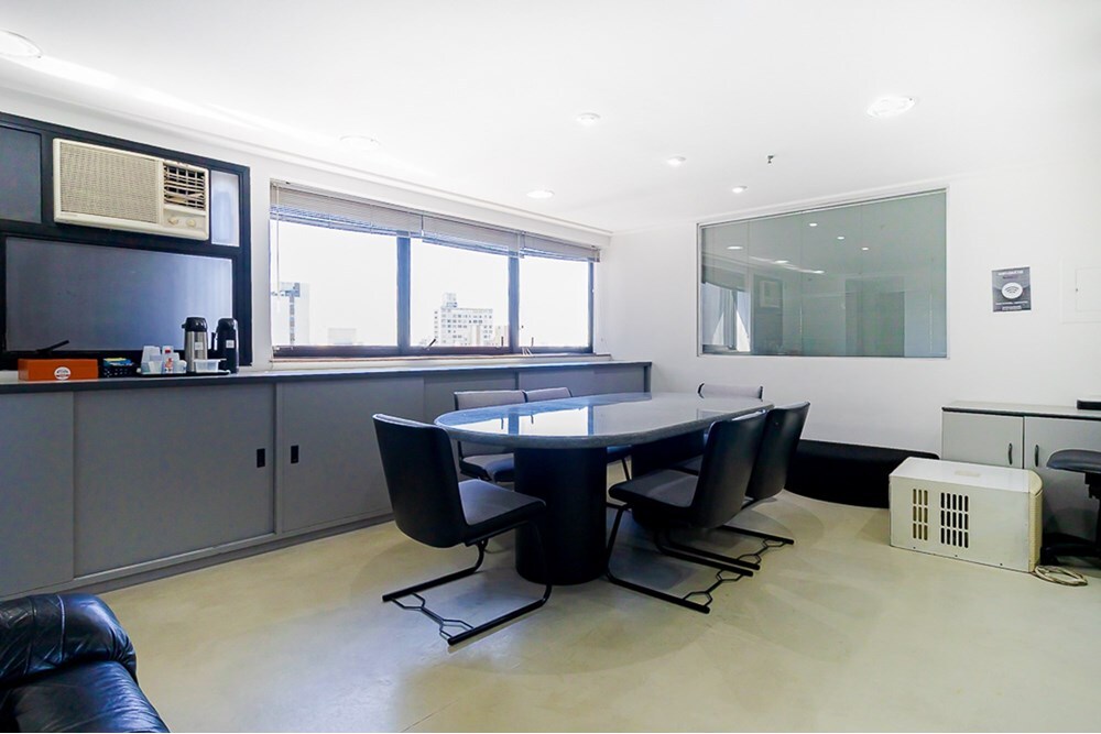 SCA 672 Sala 601081007-90 - REMAX Lepex Exclusividades