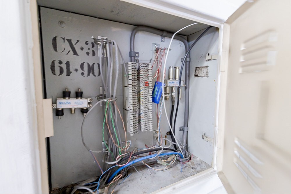 SCA 672 Sala 601081007-90 - REMAX Lepex Exclusividades