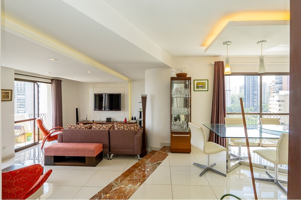 Residencial Multifamiliar de 3 quartos, 177m² no bairro Jardim Morumbi, em São Paulo | Eu Corretor