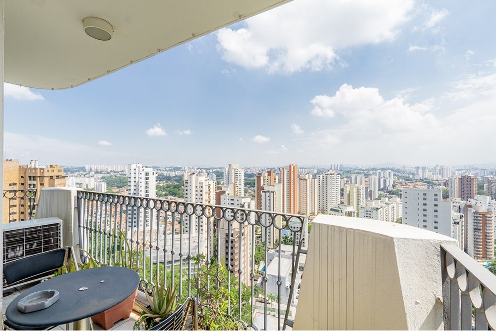 Residencial Multifamiliar de 3 quartos, 177m² no bairro Jardim Morumbi, em São Paulo | Eu Corretor