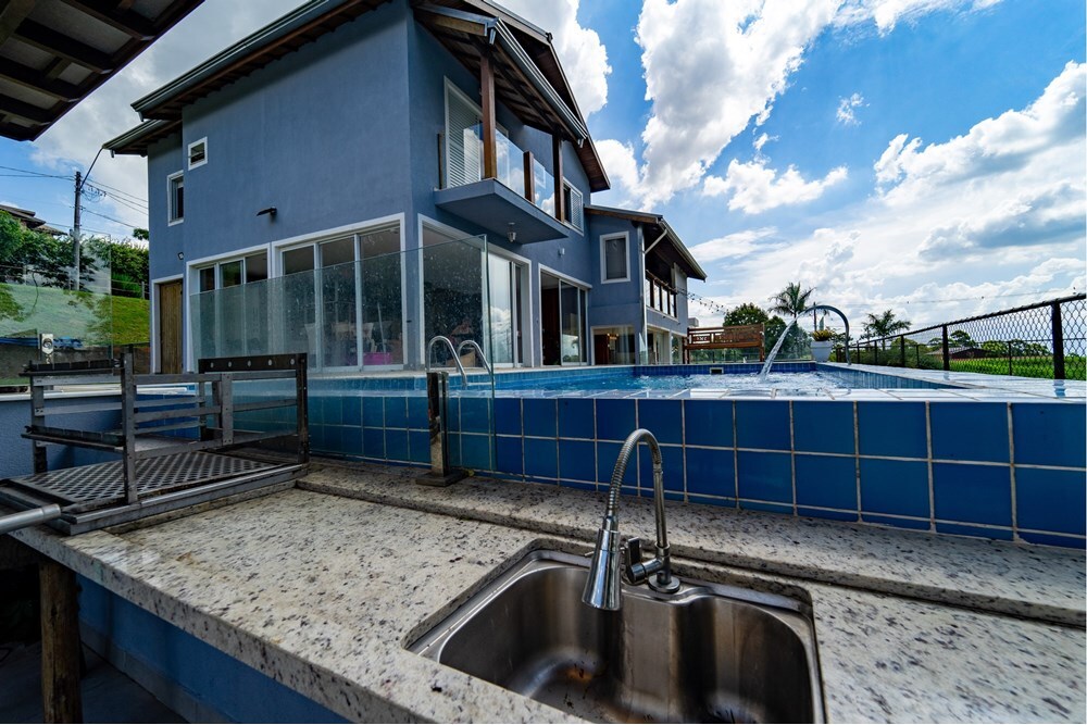 Residencial Multifamiliar de 5 quartos, 337m² no bairro Colinas de Inhandjara, em Itupeva | Eu Corretor