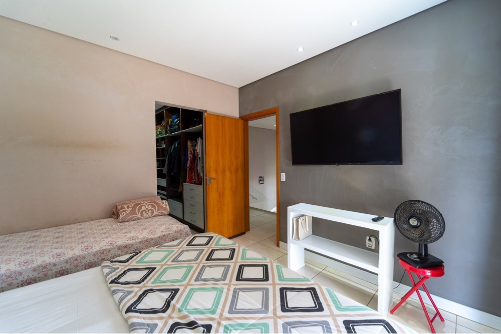 CDIA 352 Casa 690591010-40 - REMAX Máxima Exclusividades