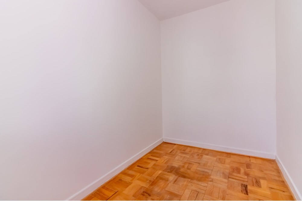 AJG 578 Apto 601721013-22 - REMAX Front Exclusividades AJG 578 Apto 601721013-22 - REMAX Front Exclusividades