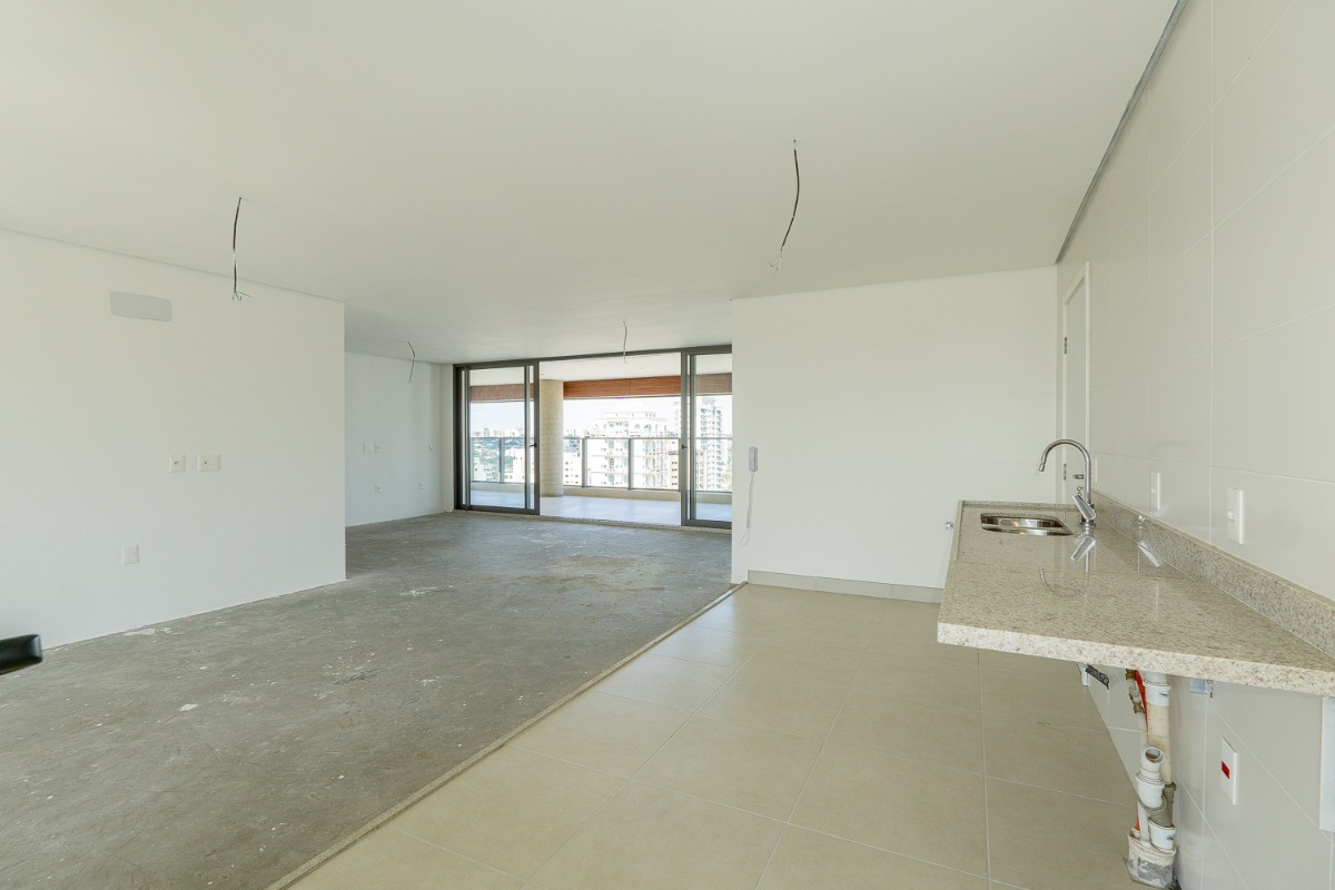 Residencial Multifamiliar de 4 quartos, 232m² no bairro Campo Belo, em São Paulo | Eu Corretor