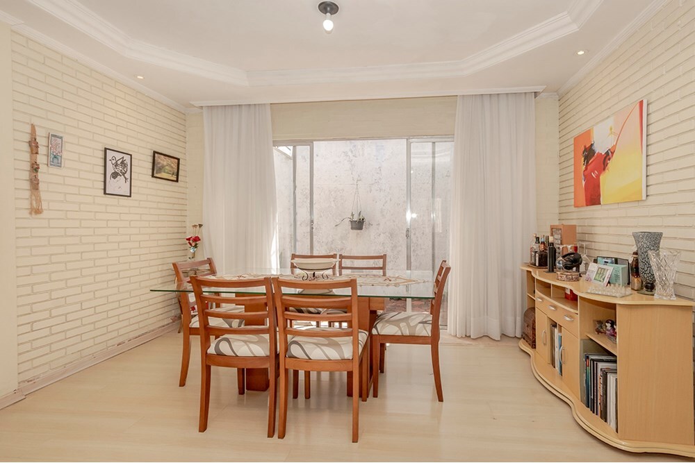 Residencial Multifamiliar de 4 quartos, 381m² no bairro Camaquã, em Porto Alegre | Eu Corretor