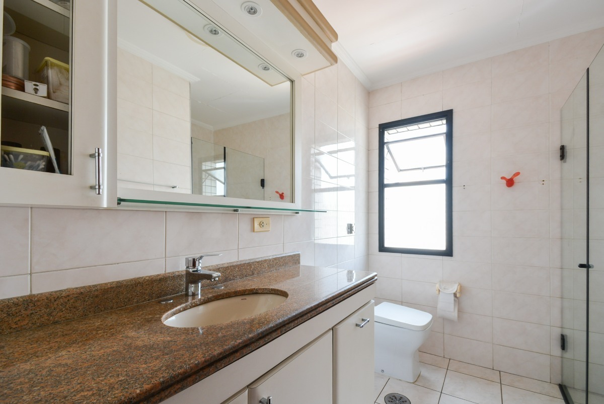 Residencial Multifamiliar de 3 quartos, 214m² no bairro Bosque da Saúde, em São Paulo | Eu Corretor