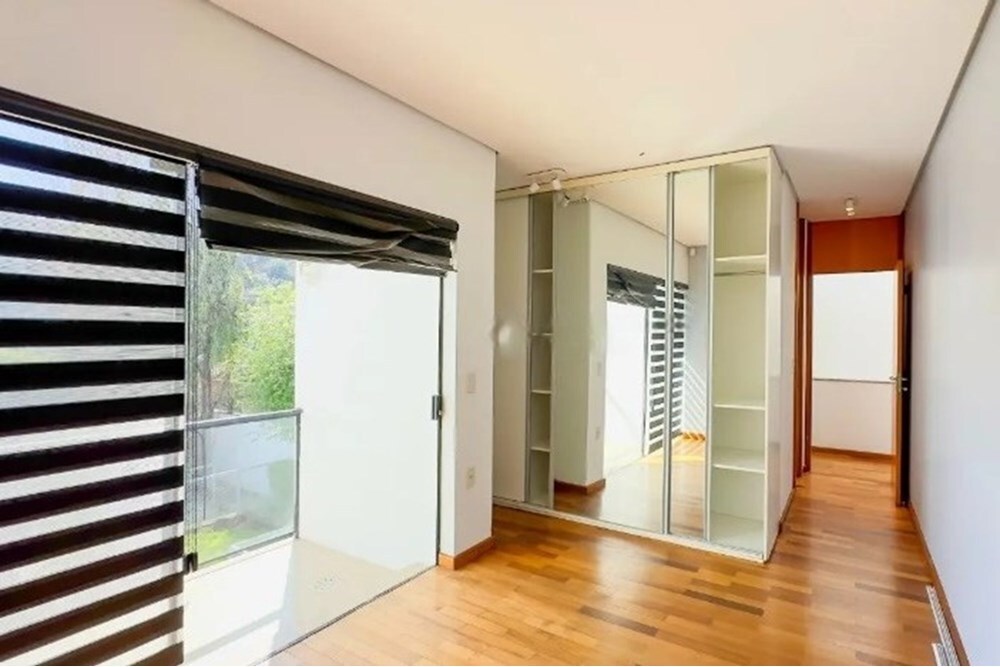 Residencial Multifamiliar de 2 quartos, 318m² no bairro Medianeira, em Porto Alegre | Eu Corretor