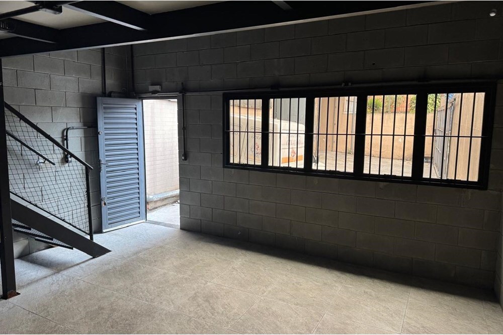 JVDVL 294 Pavilhão 601481005-176 - REMAX Comunità Exclusividades