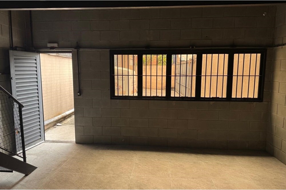 JVDVL 294 Pavilhão 601481005-176 - REMAX Comunità Exclusividades