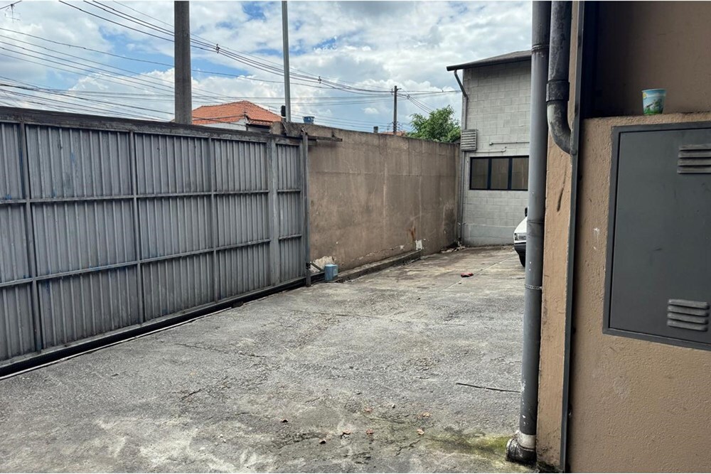 JVDVL 294 Pavilhão 601481005-176 - REMAX Comunità Exclusividades