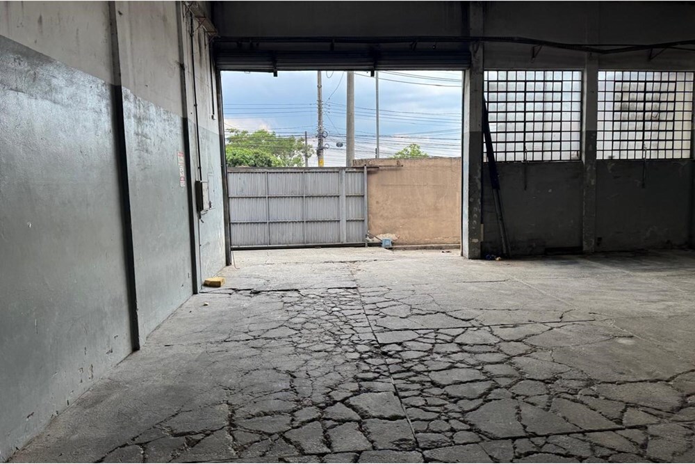 JVDVL 294 Pavilhão 601481005-176 - REMAX Comunità Exclusividades