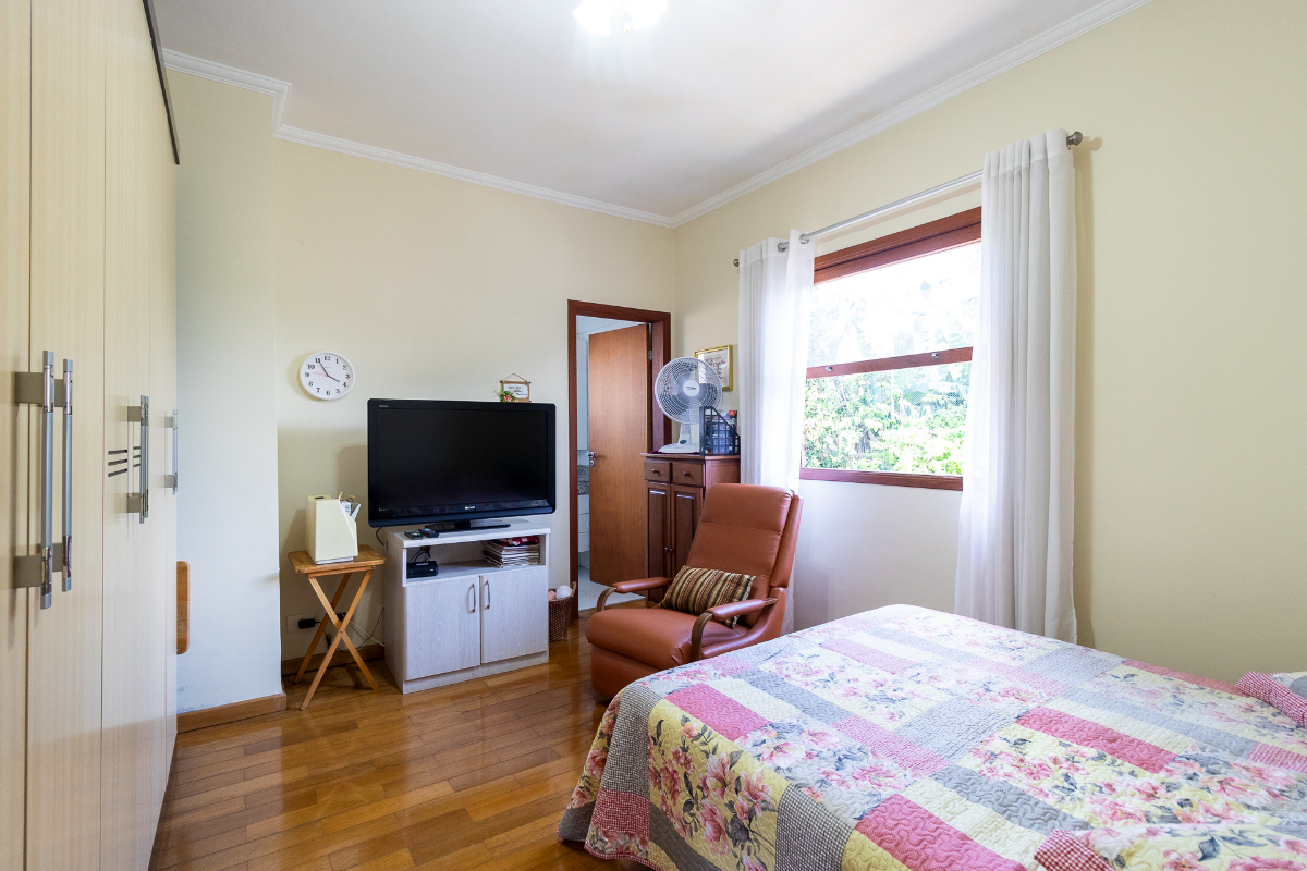 Residencial Multifamiliar de 3 quartos, 240m² no bairro Granja Santa Maria, em Carapicuíba | Eu Corretor