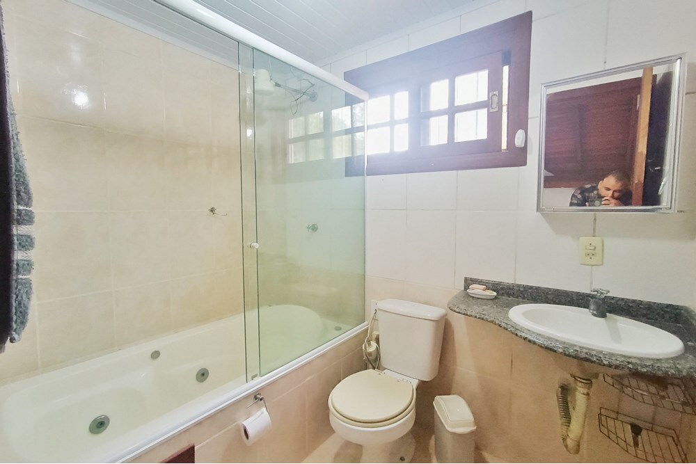 SLTR 6614 Casa 612531059-27 - Remax MC3 Exclusividades SLTR 6614 Casa 612531059-27 - Remax MC3 Exclusividades