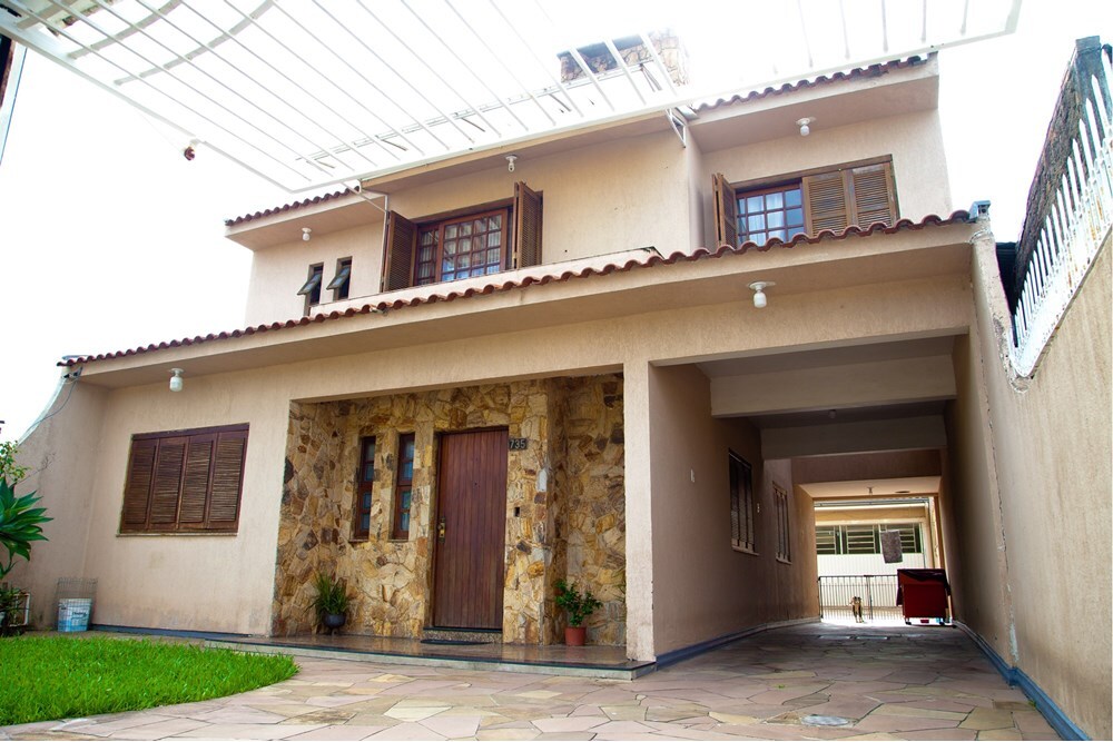 SPI 735 Casa 612531059-13 - Remax MC3 Exclusividades