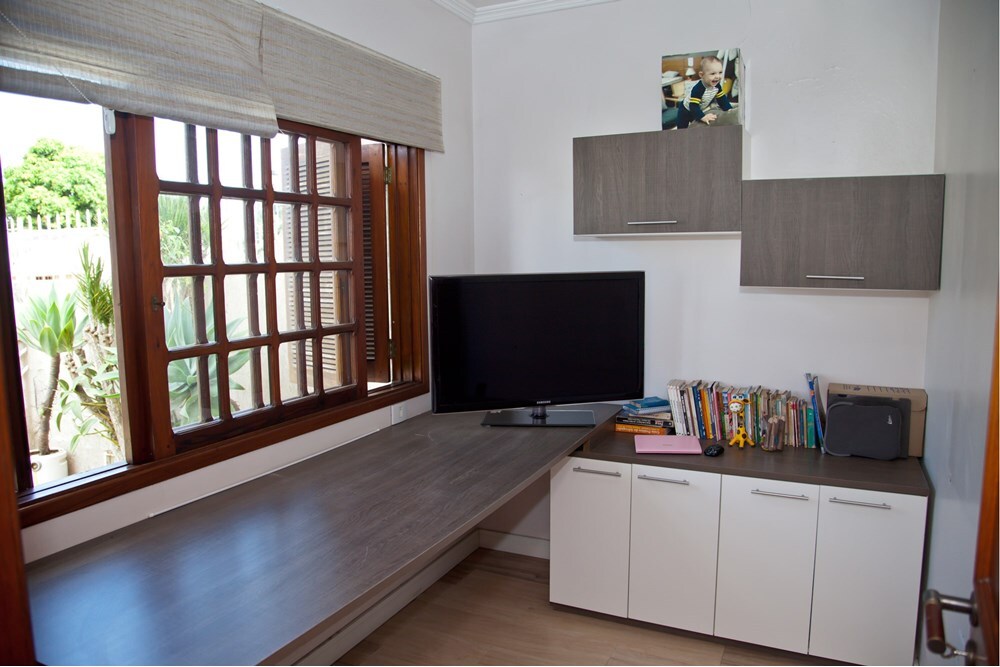 Residencial Multifamiliar de 3 quartos, 300m² no bairro Sumaré, em Alvorada | Eu Corretor