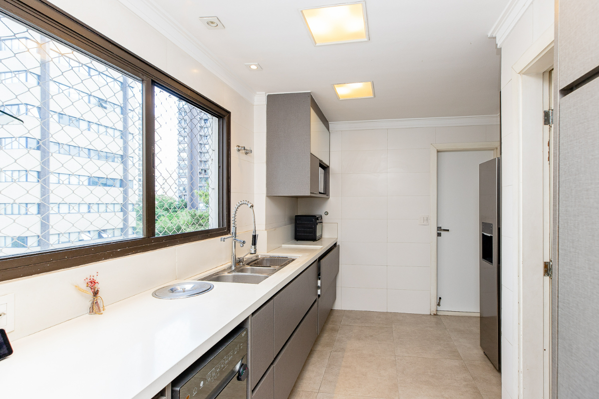 Residencial Multifamiliar de 3 quartos, 187m² no bairro Campo Belo, em São Paulo | Eu Corretor