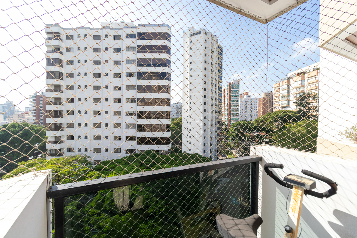 Residencial Multifamiliar de 4 quartos, 255m² no bairro Campo Belo, em São Paulo | Eu Corretor