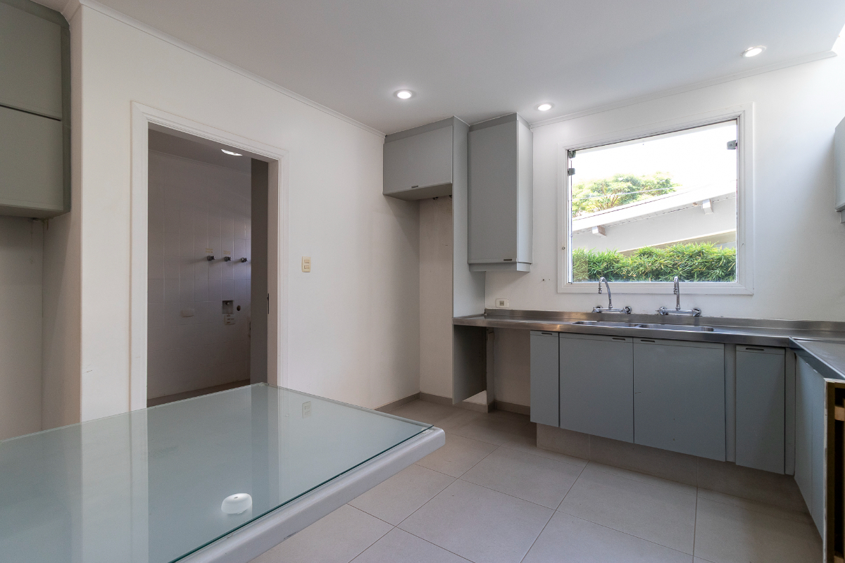 Residencial Multifamiliar de 4 quartos, 260m² no bairro Jardim Morumbi, em São Paulo | Eu Corretor