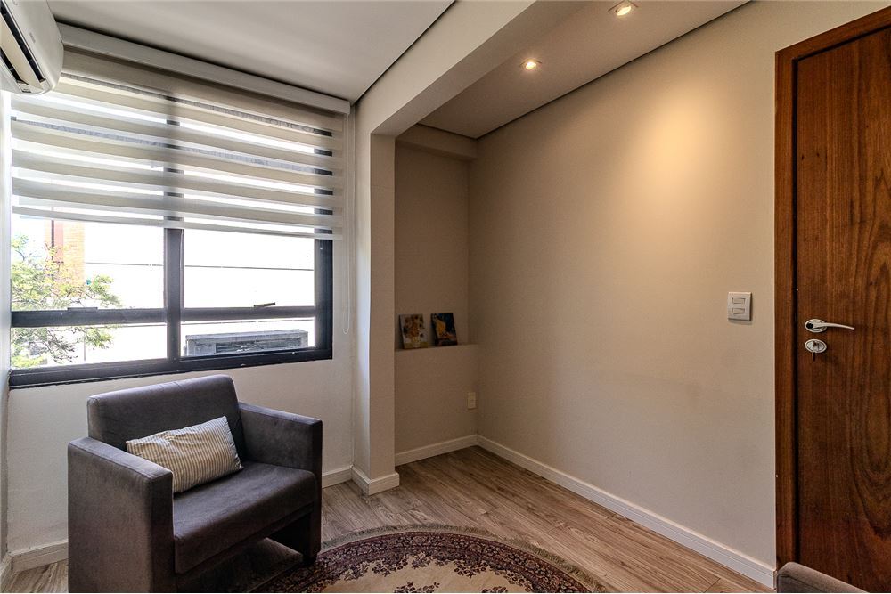 Comercial de 39m² no bairro Moinhos de Vento, em Porto Alegre | Eu Corretor
