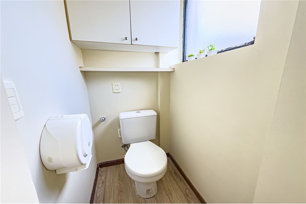 Comercial de 39m² no bairro Moinhos de Vento, em Porto Alegre | Eu Corretor